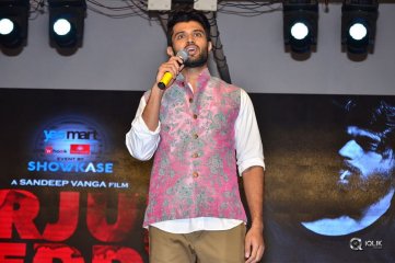 Arjun Reddy Movie Pre Release Function